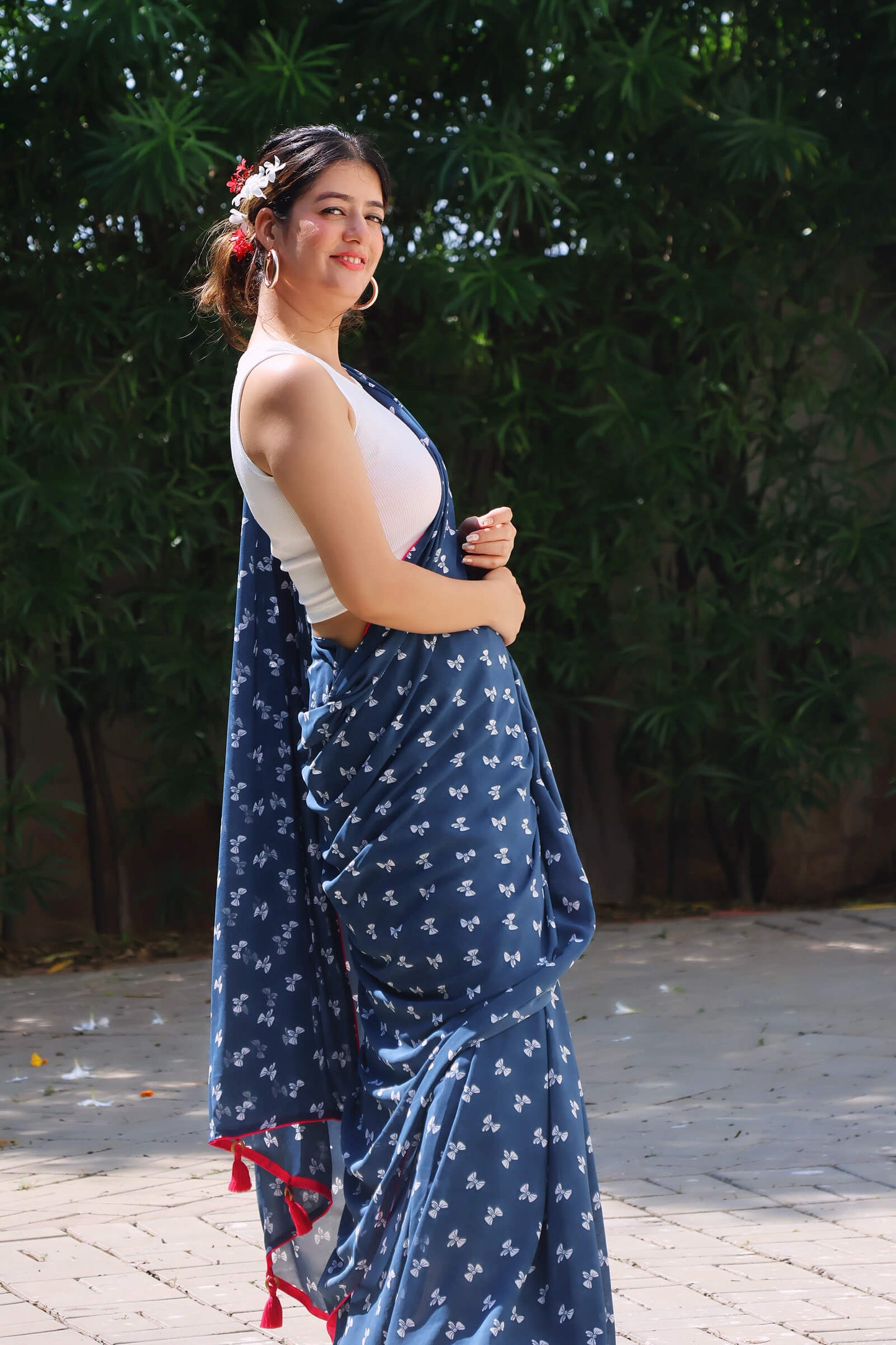 Bow Printed georgette saree with blouse