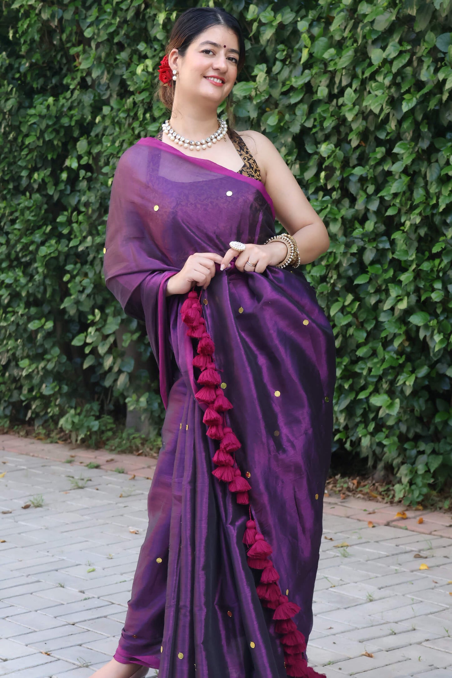Demure - Elegant Tissue Saree Without Blouse