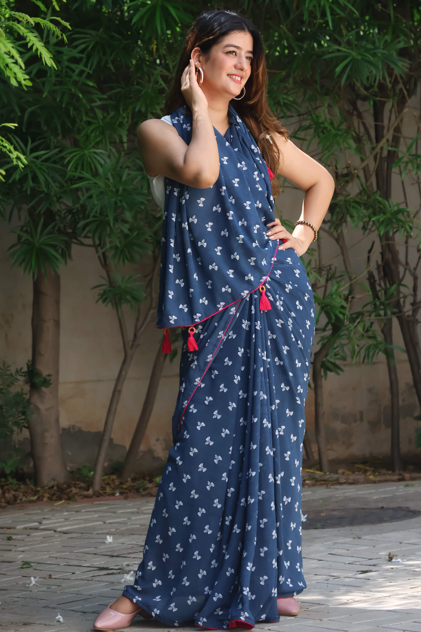 Bow Printed georgette saree with blouse