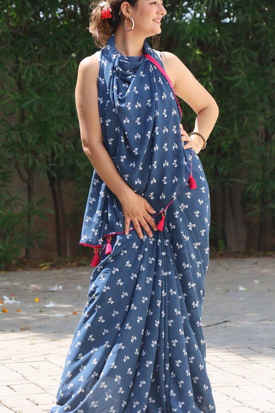 Bow Printed georgette saree with blouse