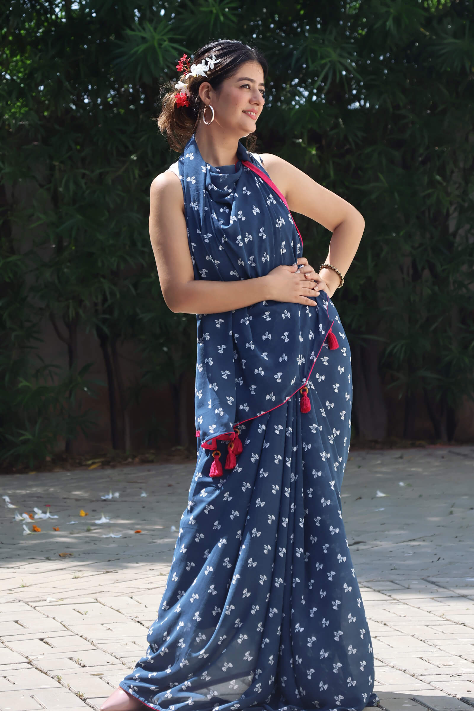 Bow Printed georgette saree with blouse