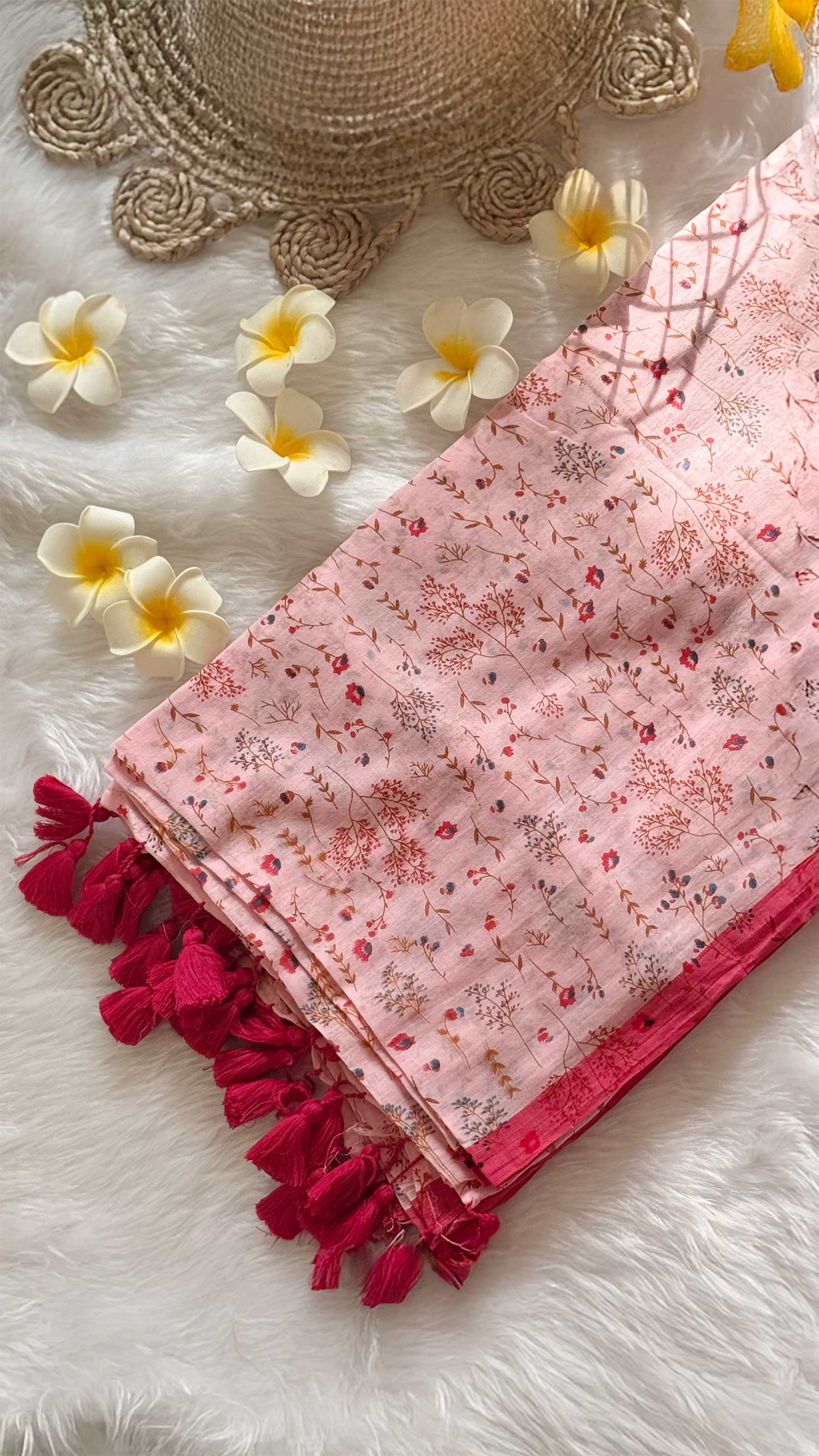 Golden Gleam – Printed Mul Cotton Saree