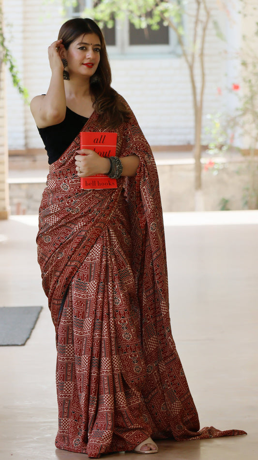 Queen Modal Ajrakh print saree