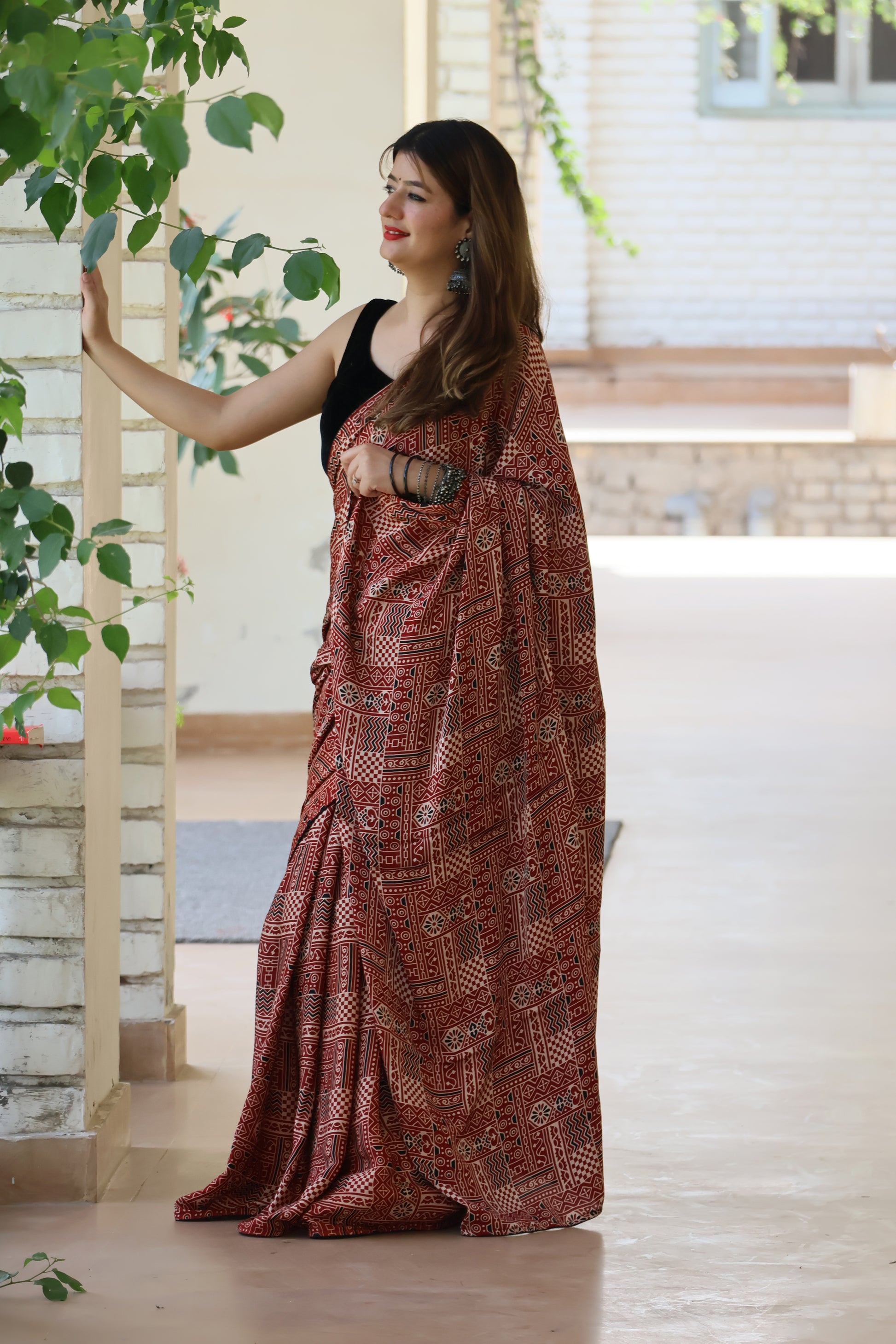 Queen Modal Ajrakh print saree
