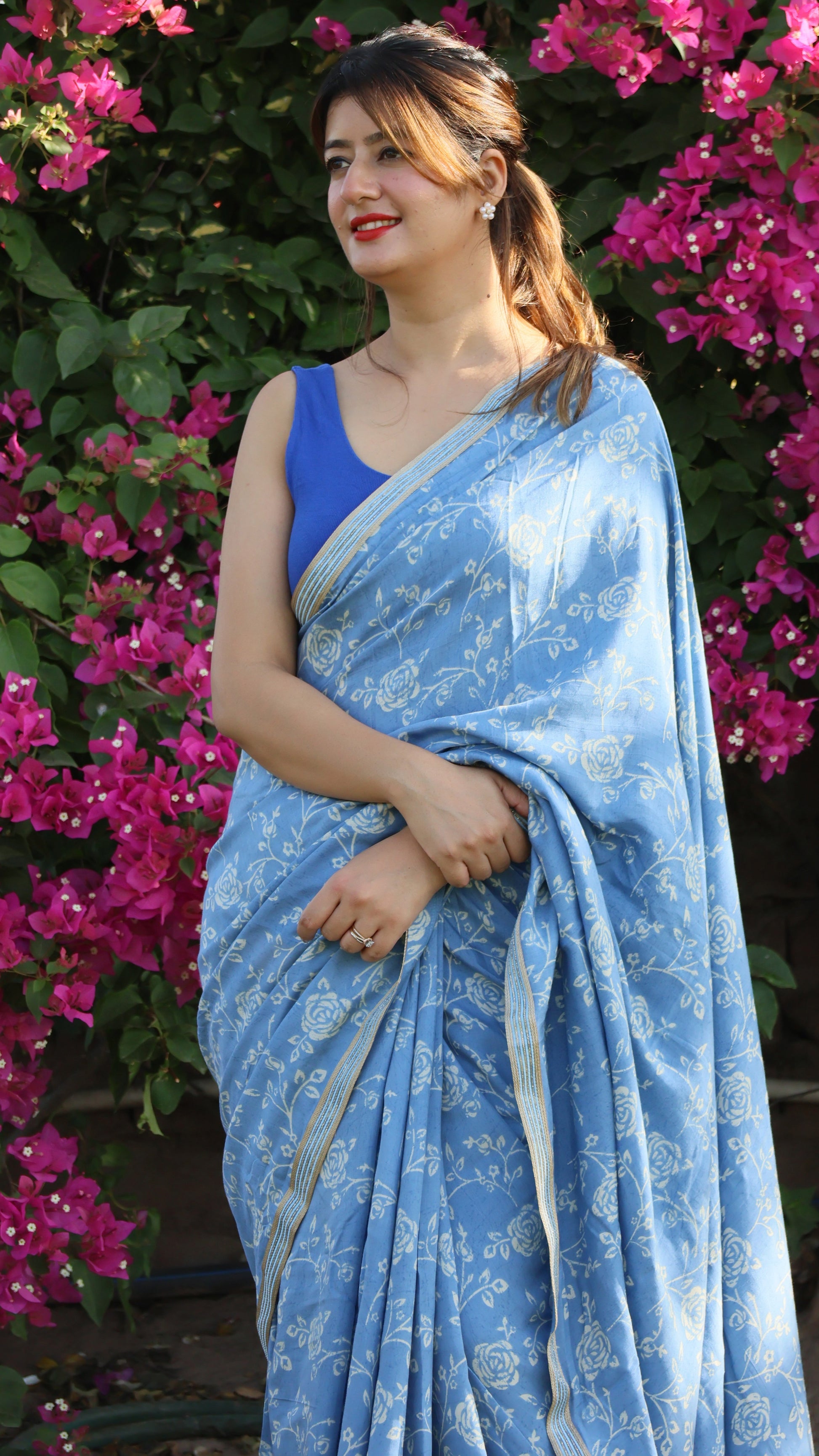 Rare Blue Rose Muslin print saree