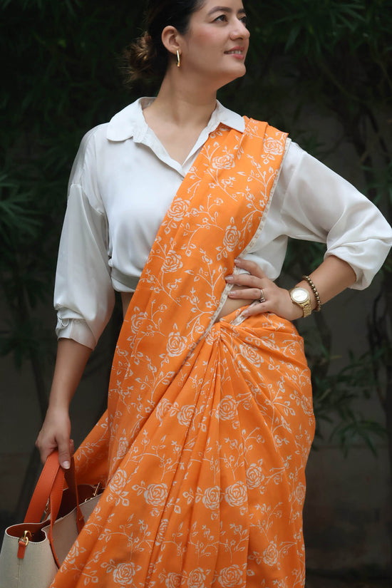 Muslin rose print saree with blouse