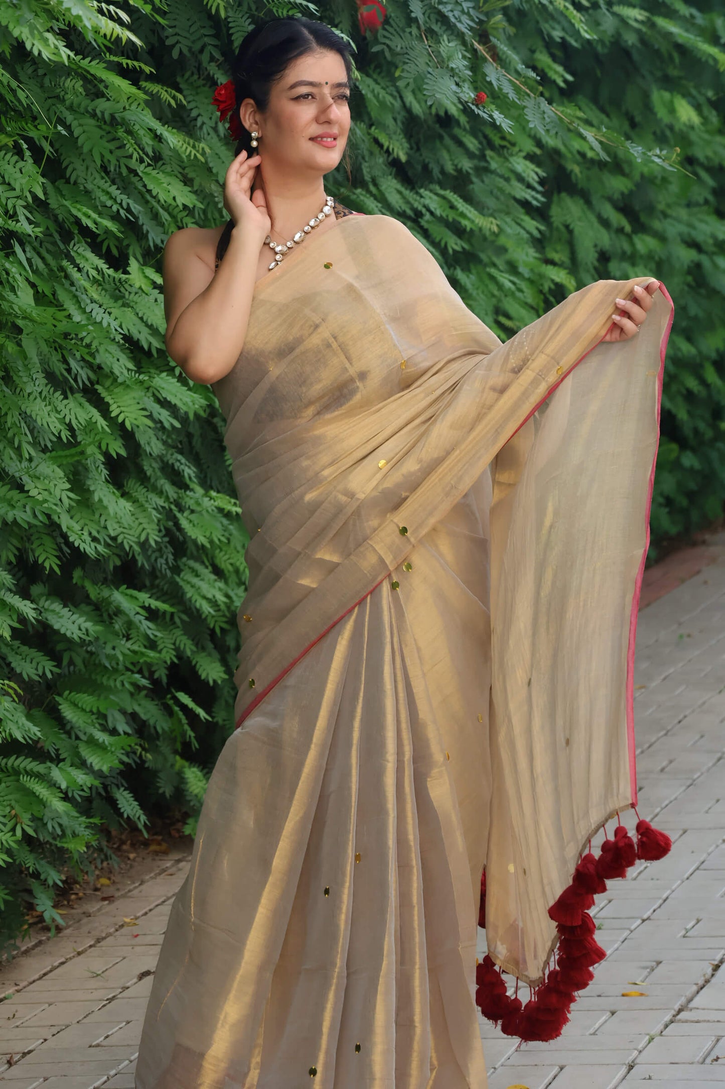 Demure - Elegant Tissue Saree Without Blouse